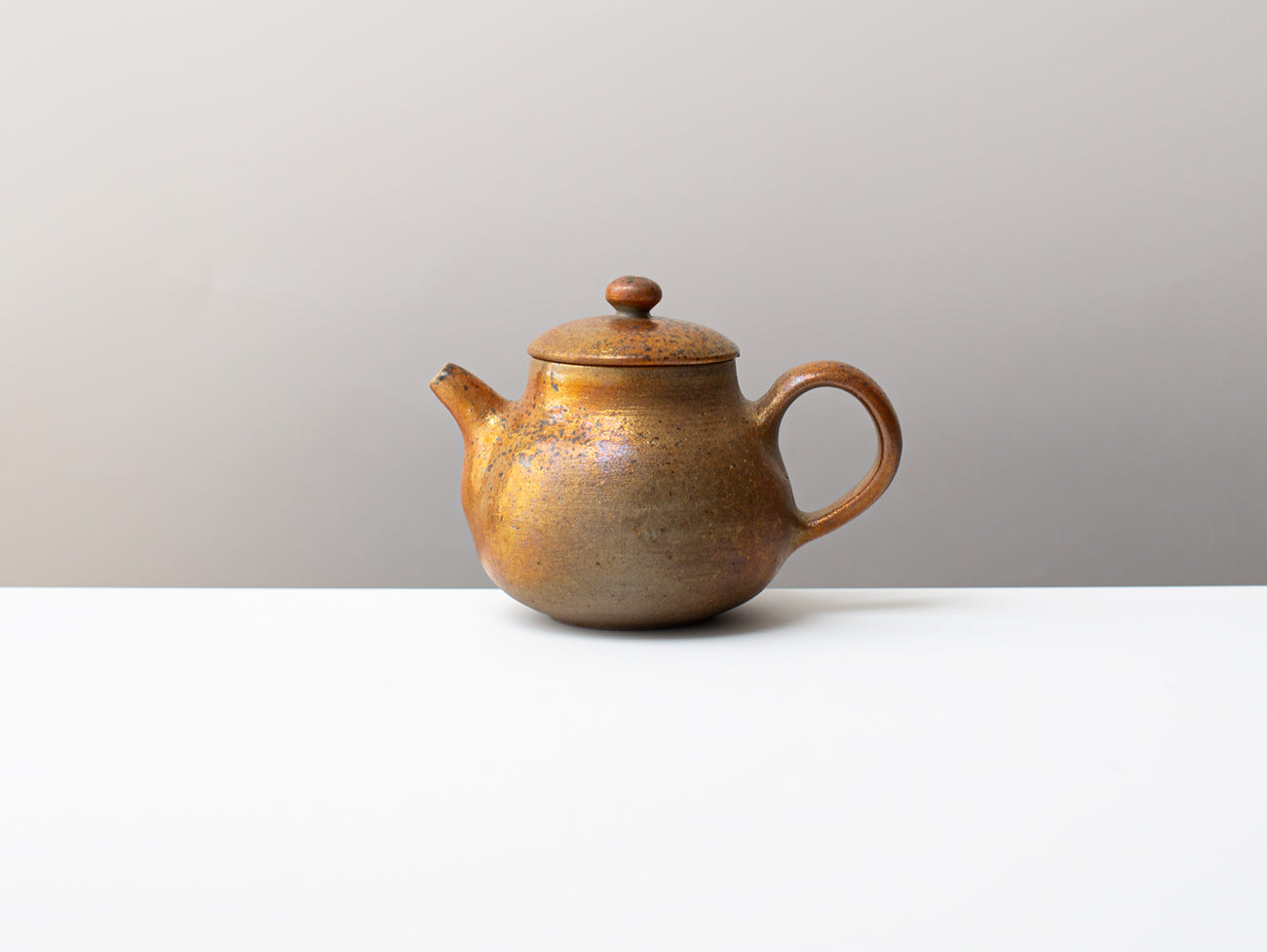 Comice. Wood-fired pear shaped teapot.